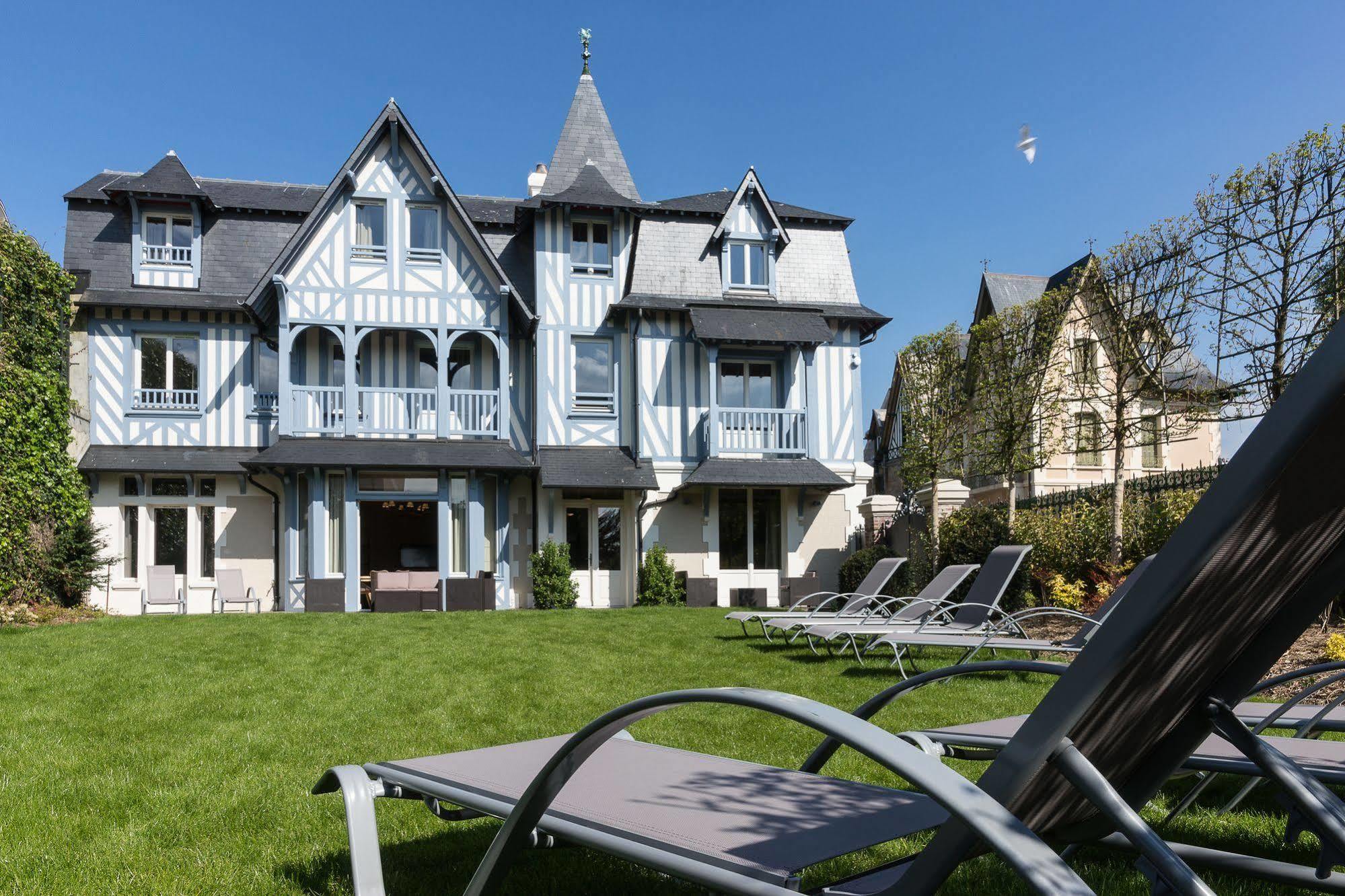 Villa Odette Deauville Luaran gambar